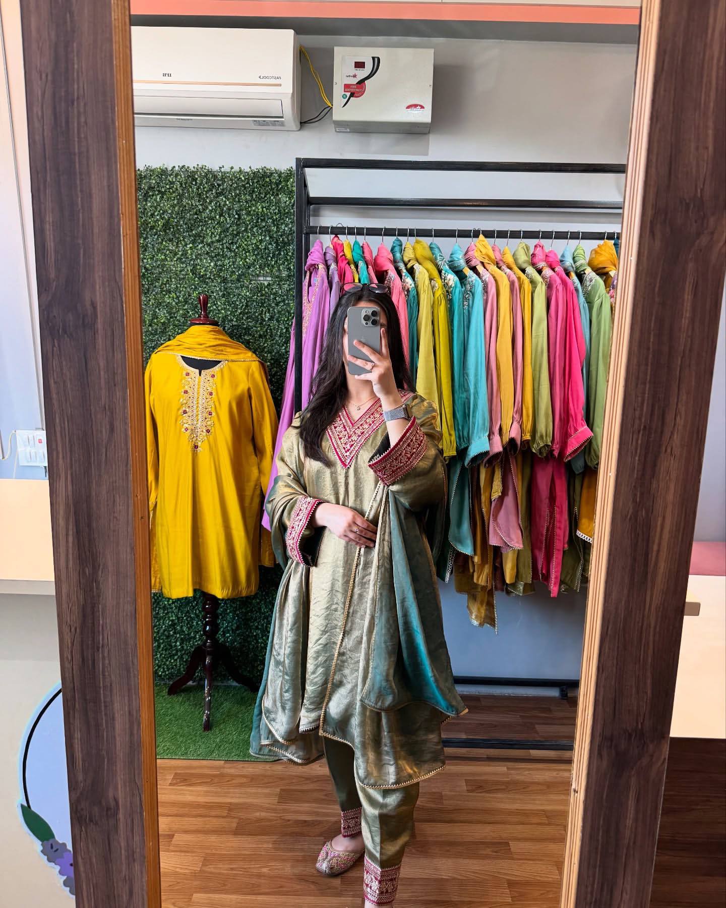 Đěsigner Party Wear Look Pur Gold Fendi Silk Top Bottom & Dupatta Set