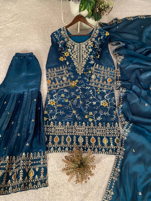 PERFECT FOR PARTY AND WEDDING OUR DESIGNER WEAR TOP WITH SARARA PAIR IN JIMMY CHOO