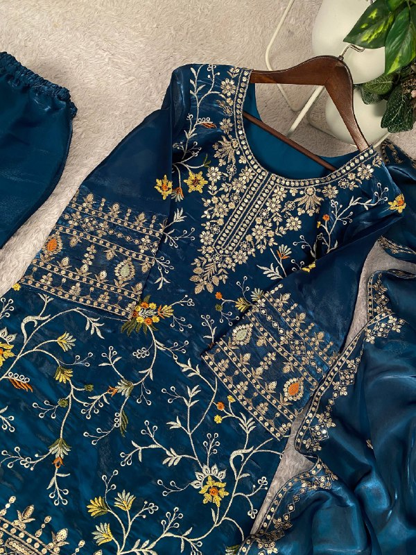 PERFECT FOR PARTY AND WEDDING OUR DESIGNER WEAR TOP WITH SARARA PAIR IN JIMMY CHOO
