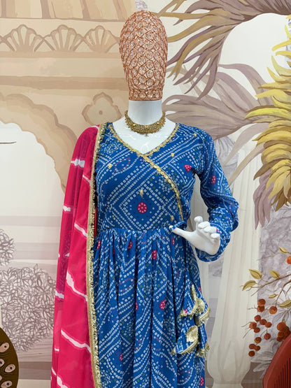 ANARKALI SET SUPERHIT TRENDING 3 PIECES GOWN, PENT & DUPATTA SET WITH EMBROIDERED NACK & DUPATTA ON FAUX GEORGETTE FABRIC