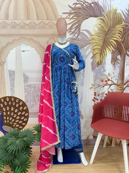 ANARKALI SET SUPERHIT TRENDING 3 PIECES GOWN, PENT & DUPATTA SET WITH EMBROIDERED NACK & DUPATTA ON FAUX GEORGETTE FABRIC