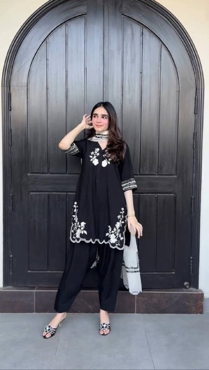DESIGNER AND MOST TRENDING FARSI SALWAR SUIT IN THREE PIECE WITH EMBROIDERY WORK