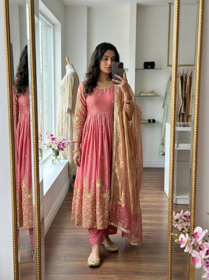 New Design Trending Fendy Silk*Gwon&Pent&dupatta*         *Reddy To Wear Look    Design*