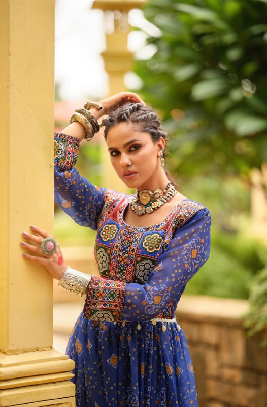 FAUX GEORGETTE FABRIC, GAMTHI JACQUARD WEAVING NACK AND LACE BORDER