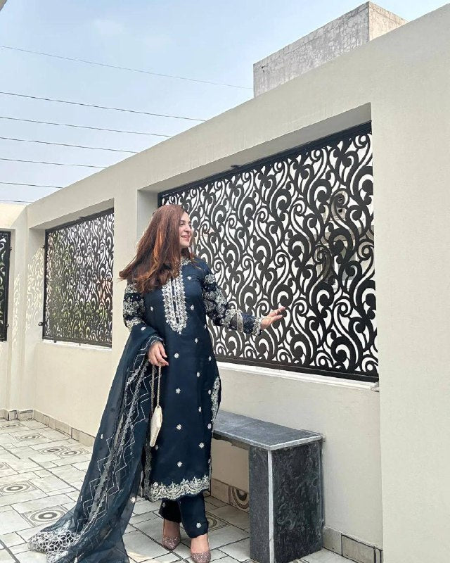 THE BEAUTY OF YOUR WARDROBE WITH THIS NEWLY LAUNCHED KURTI-PANT SET