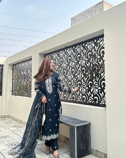 THE BEAUTY OF YOUR WARDROBE WITH THIS NEWLY LAUNCHED KURTI-PANT SET