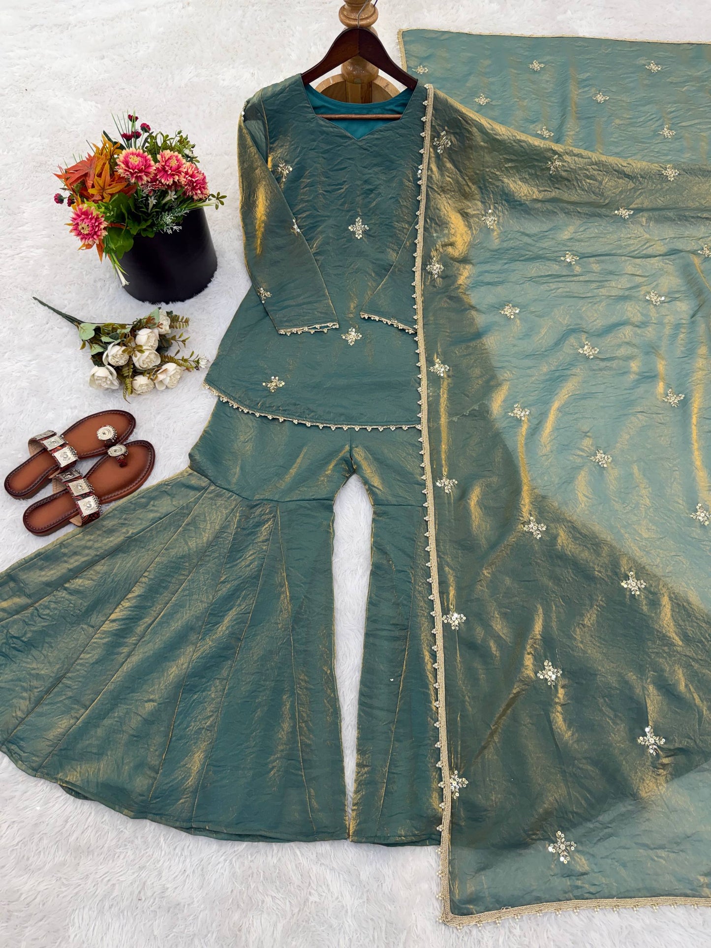 Women’s Ethnic Wear single available wholesale