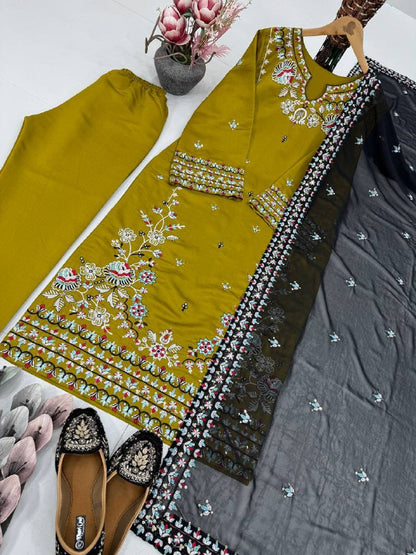 DESIGNER PARTY WEAR 3 PIS SUIT COLLECTION
