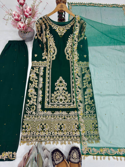 Đěsigner Anarkali Suit In New Fancy Style