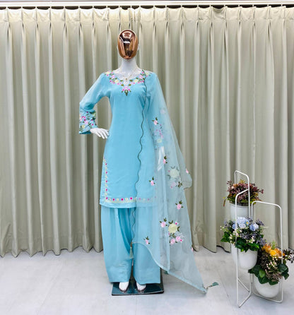 DESIGNER AND MOST TRENDING FARSI SALWAR SUIT IN THREE PIECE WITH EMBROIDERY WORK