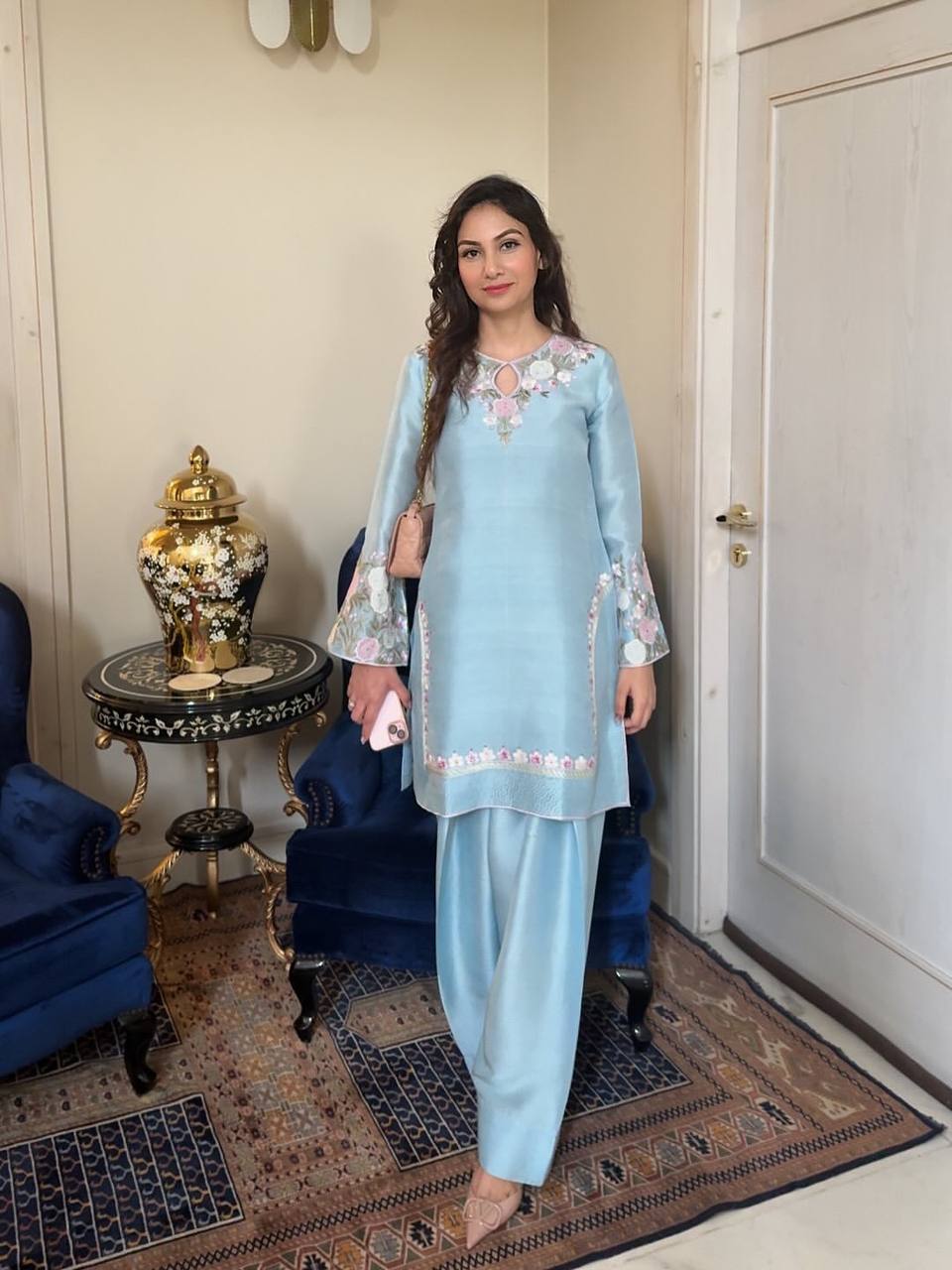 DESIGNER AND MOST TRENDING FARSI SALWAR SUIT IN THREE PIECE WITH EMBROIDERY WORK