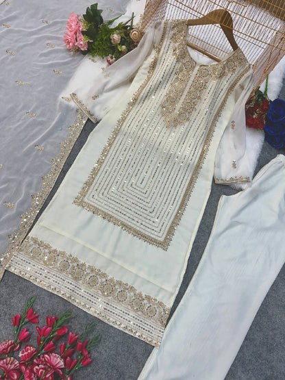 ĐĚSIGNER PARTY WEAR TOP AND PANT WITH FANCY DUPPATA AND EMBROIDERY WORK