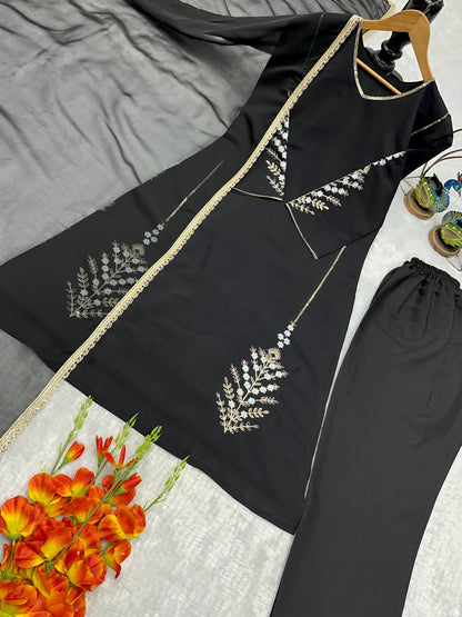 NEW ĐĚSIGNER PARTY WEAR TOP AND PANT WITH FANCY DUPPATA AND EMBROIDERY WORK