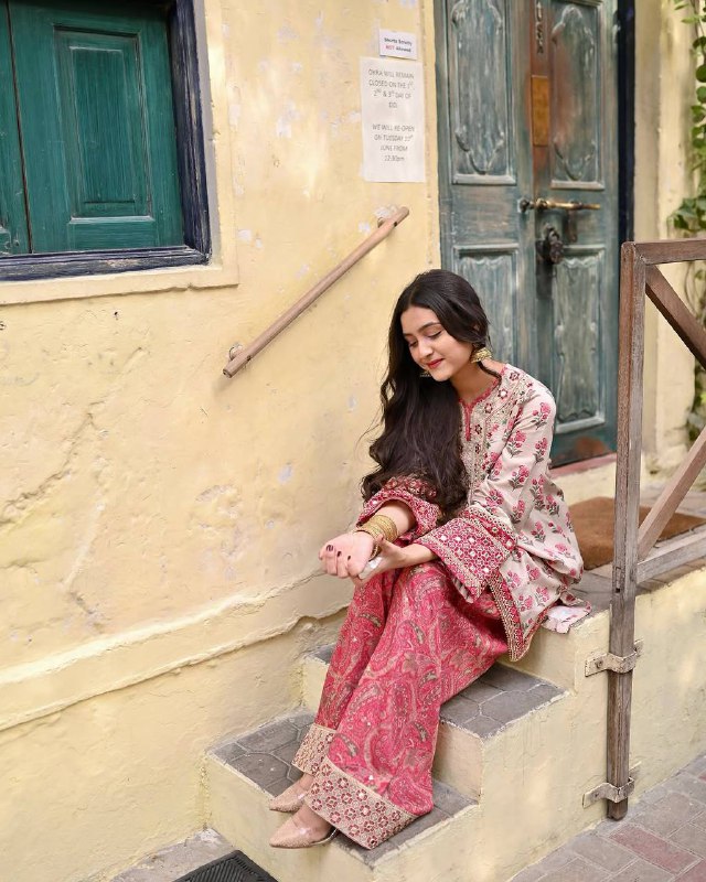 Designer Party Wear Look Pure Natural Creap Top & Farshi Plazzo With Dupatta Set