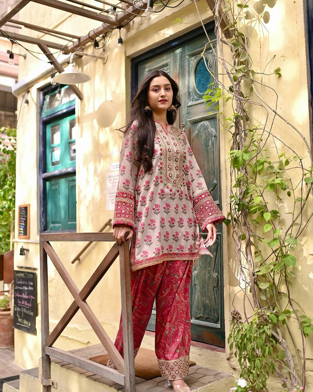 Designer Party Wear Look Pure Natural Creap Top & Farshi Plazzo With Dupatta Set