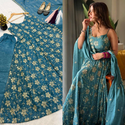 Đěsigner Anarkali Suit In New Fancy Style