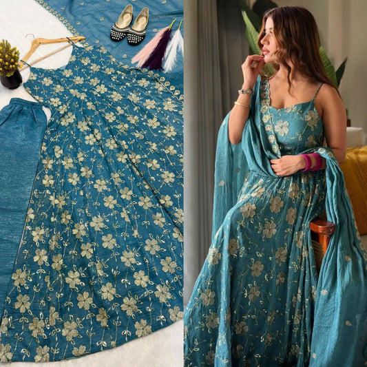 Đěsigner Anarkali Suit In New Fancy Style