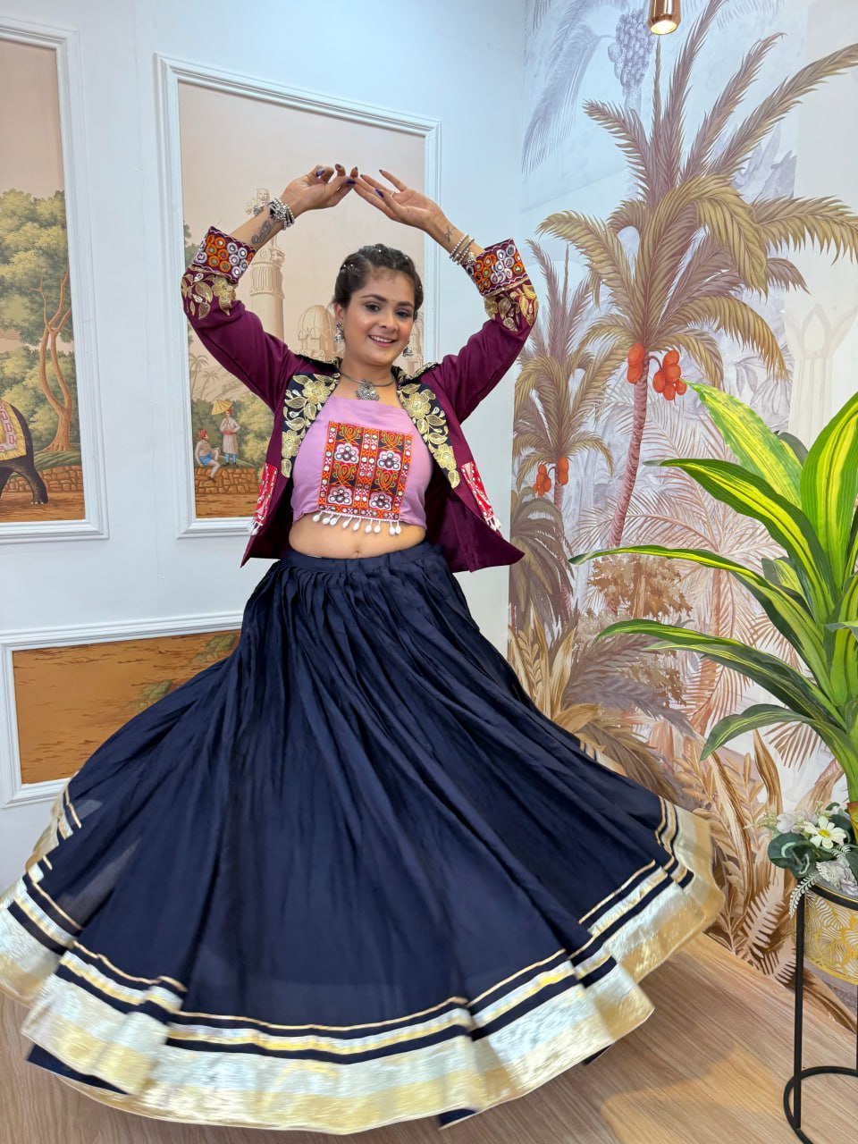 NAVRATI LEHENGA, BLOUSE & KOTI SET