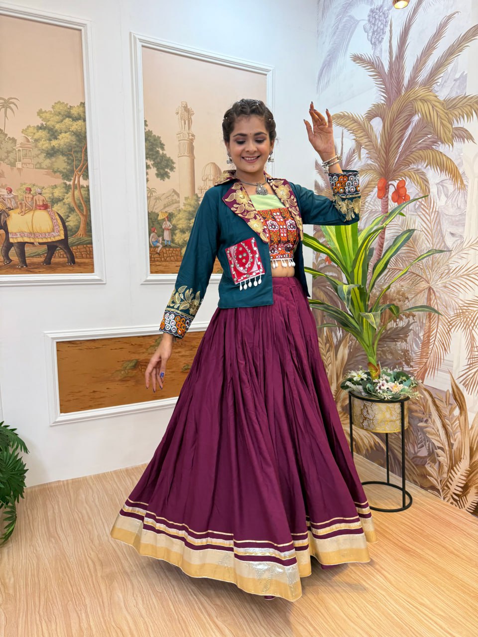 NAVRATI LEHENGA, BLOUSE & KOTI SET