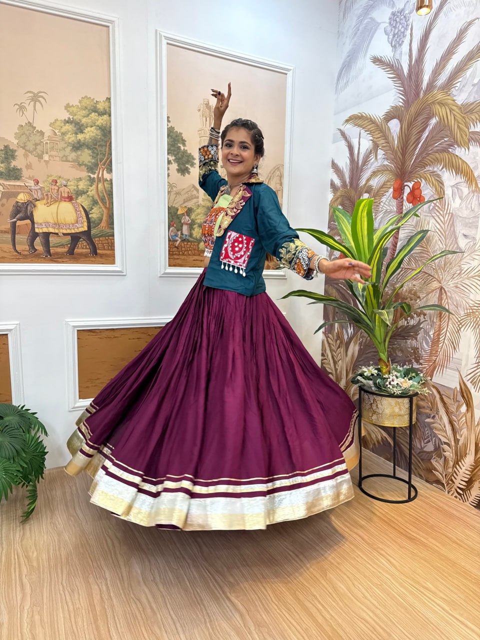 NAVRATI LEHENGA, BLOUSE & KOTI SET