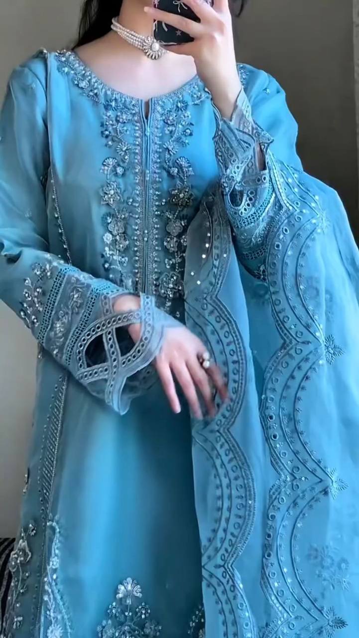 DESIGNER WEAR EXCLUSIVE SUIT IN GEORGETTE FABRIC TOP AND PANT WITH DUPATTA IN SEQUENCE EMBROIDERY AND CUT WORK