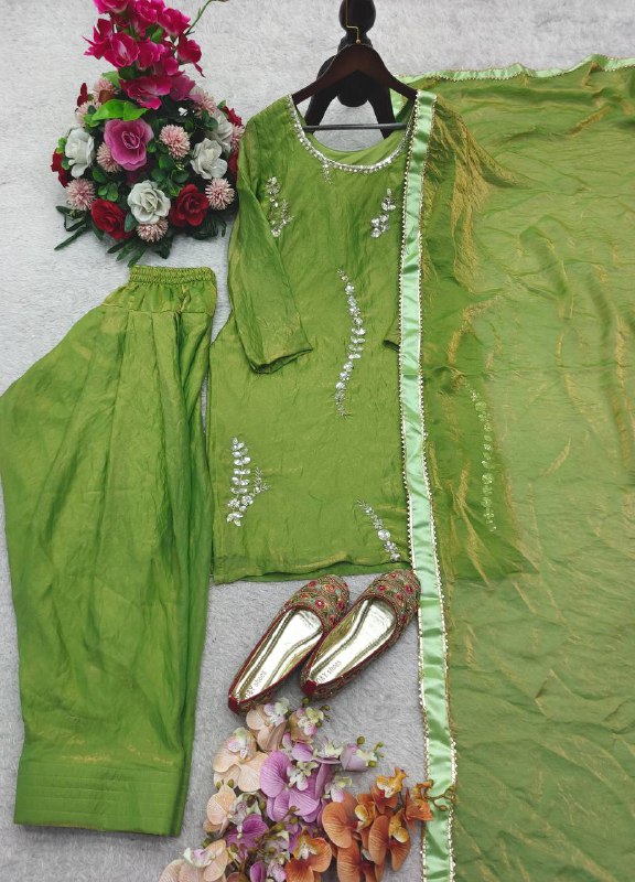 Đěsigner Party Wear Look Heavy Fendy Silk Top Farshi & Dupatta Set
