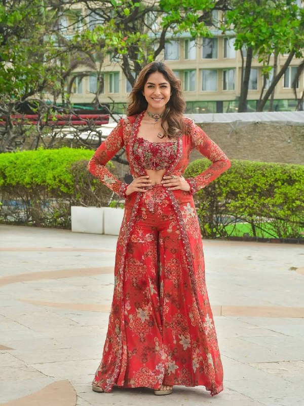 Bollywood Indo Western Koti Plazo & Blouse Collection