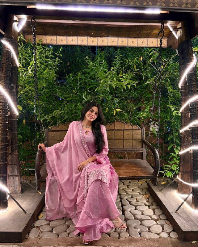 ENHANCE THE BEAUTY OF YOUR WARDROBE WITH THIS NEWLY LAUNCHED KURTI-SHARARA SET
