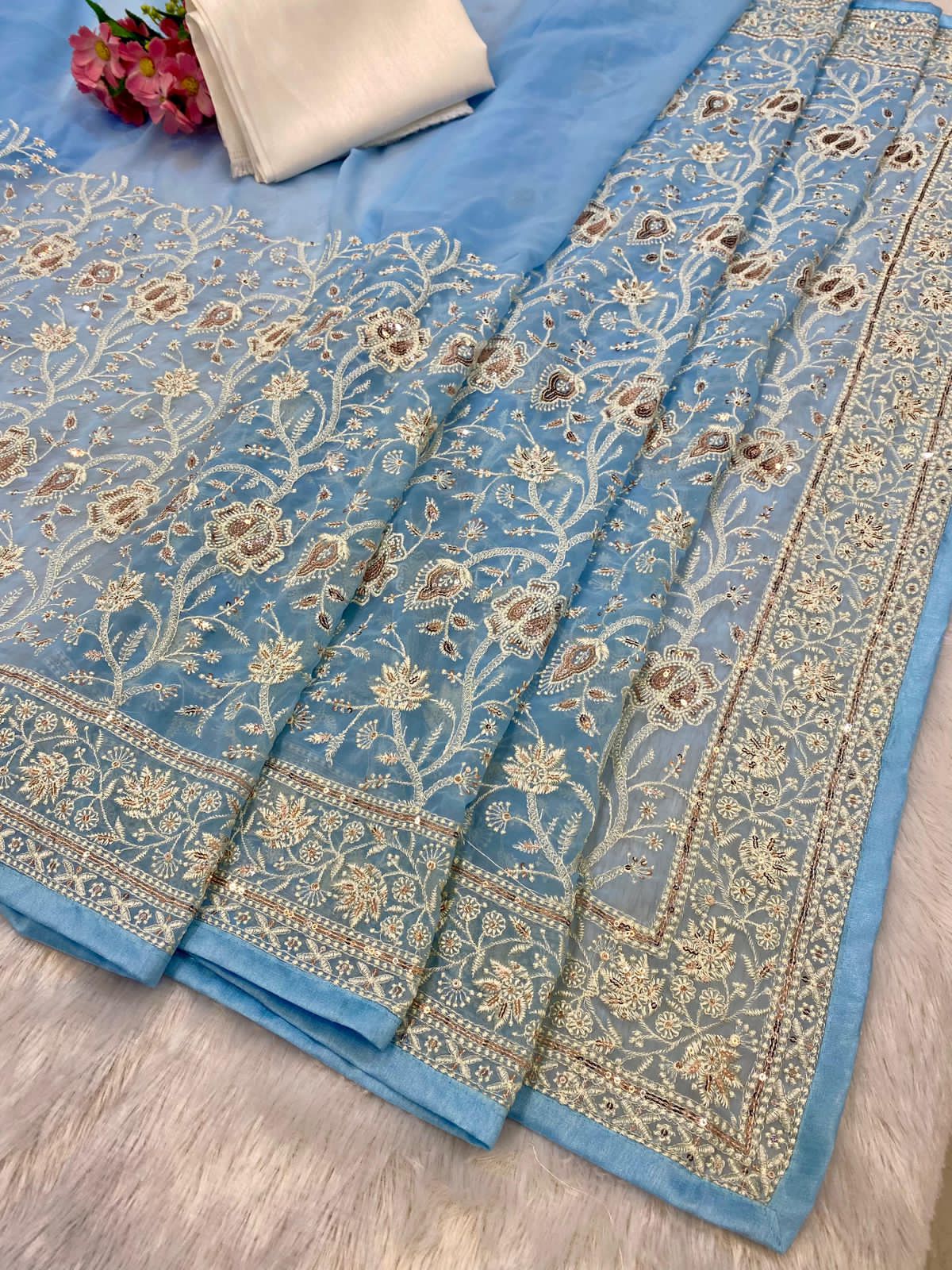 Pure geogert fabric with heavy lucknovi white thread work nd seqnce work in all over sarees with contrast silk blous