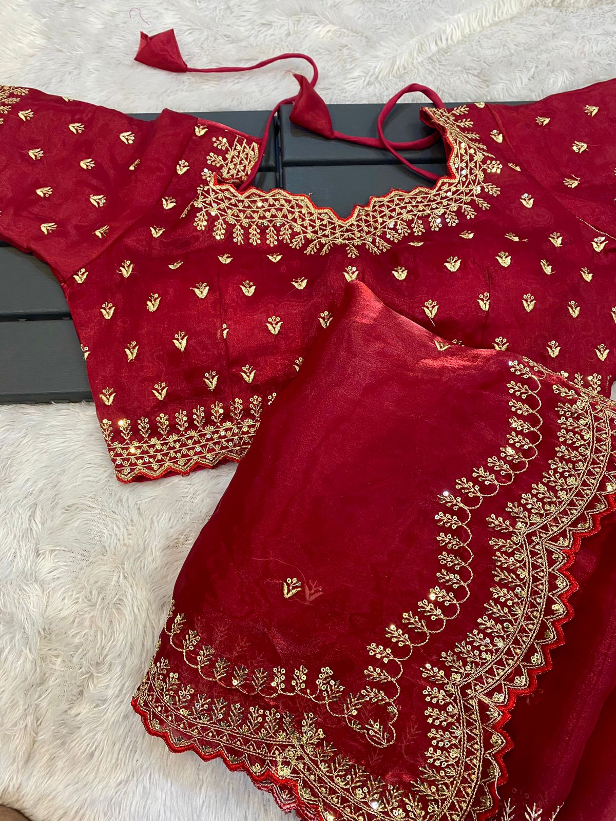 hinning pure crystal silk Jimmy choo sarees with seqnce & golden zari embroidered