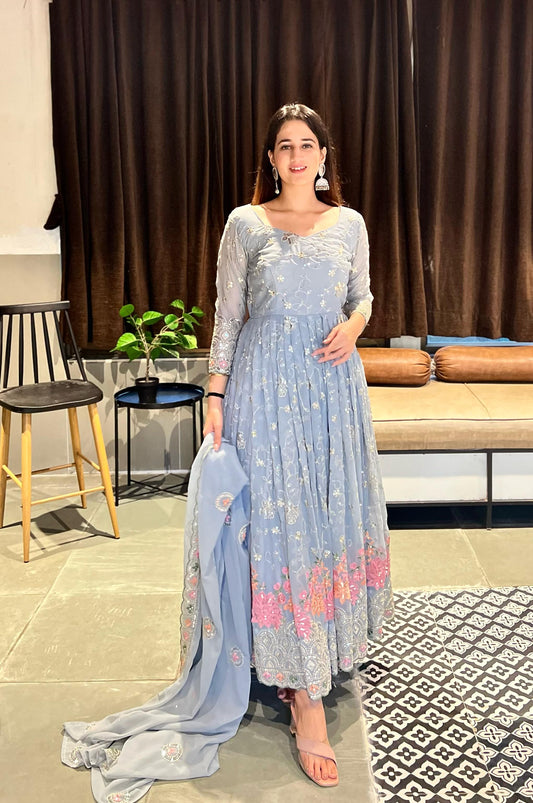 Anarkali Suit In New Fancy Style
