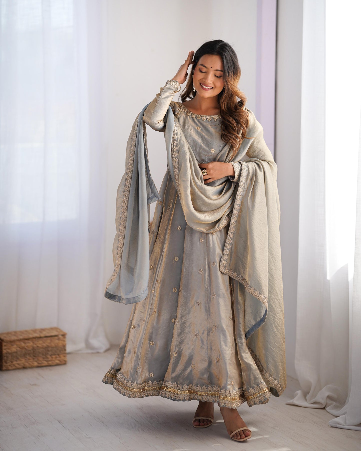 ANARKALI SUIT GOWN  Front and Back Both size work