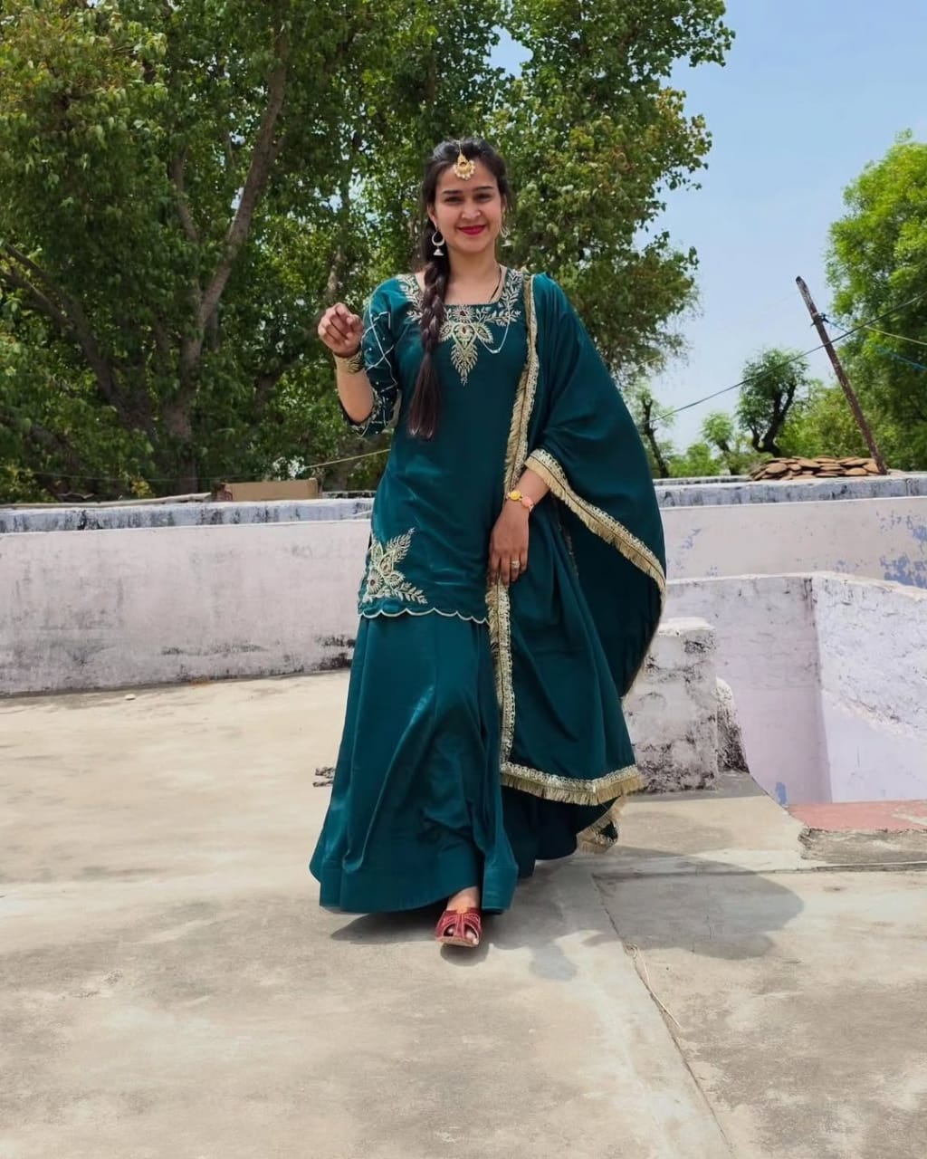 PARTY WEAR TOP AND Lehenga . WITH FANCY DUPPATA AND EMBROIDERY WORK