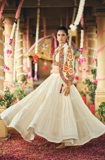 navrati LEHENGA, BLOUSE & KOTI SET 👗 THIS SET IS COMING WITH PURE COTTON FABRIC EMBROIDERY WORK