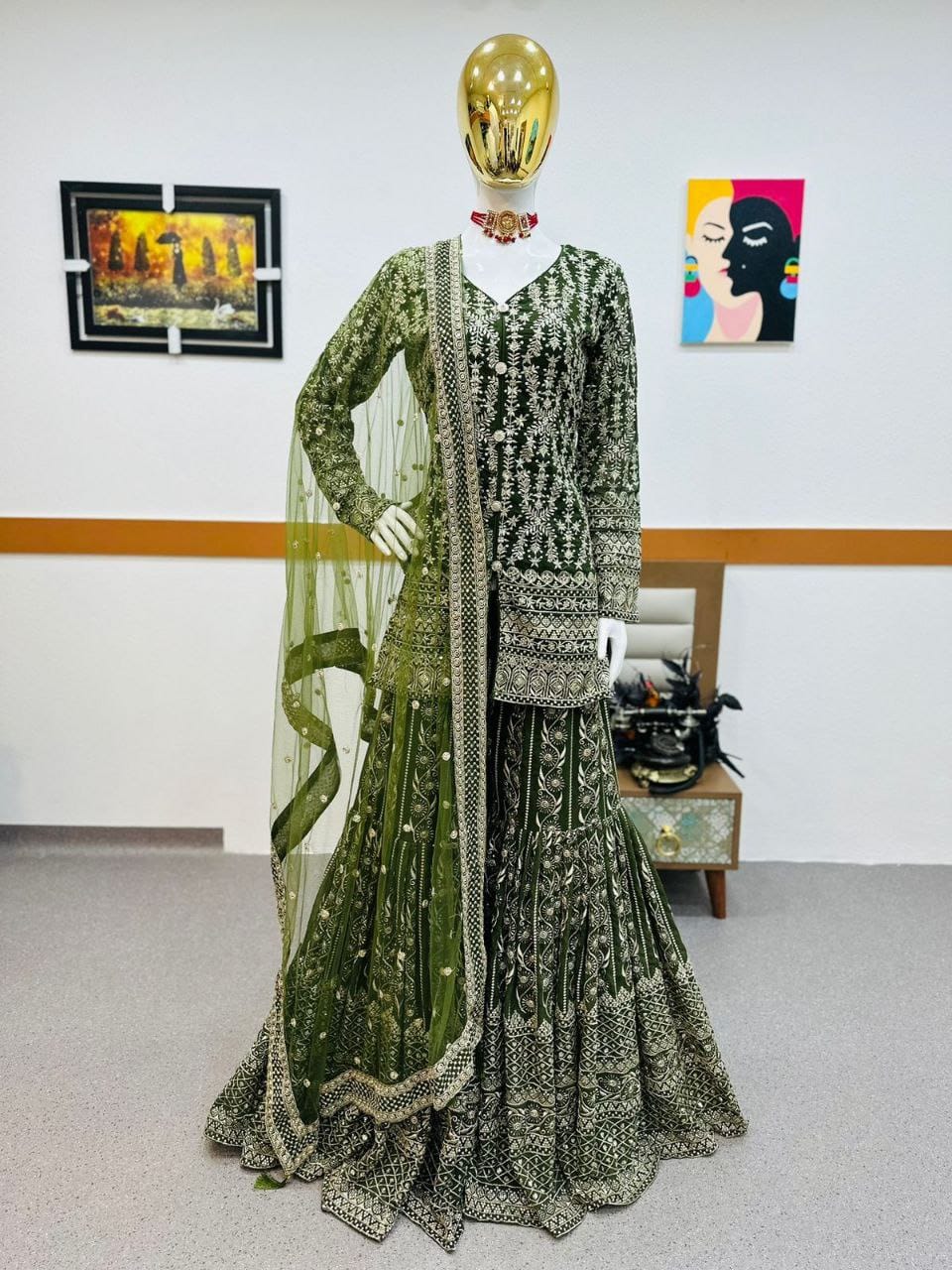 top sahara COSTUMES ONLY WE BELIEVE IN QUALITY MASTR SERIES