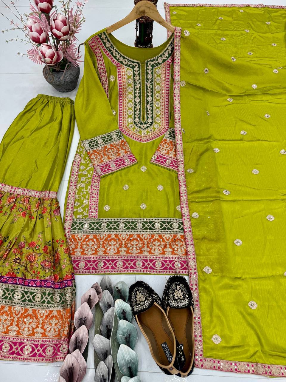 DESIGNER HEAVY PAKISHTANI SHARARA SUIT SET