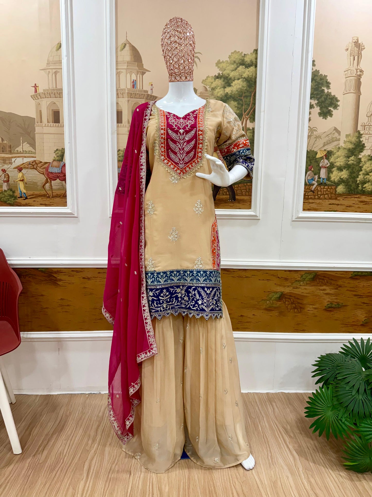 NEW LAUNCHING HEAVY 3 PIECES SUIT PAIR WITH EMBROIDERY WORK & FANCY LACE