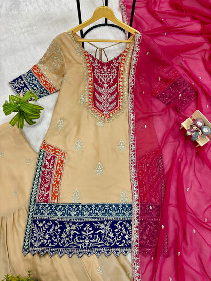 NEW LAUNCHING HEAVY 3 PIECES SUIT PAIR WITH EMBROIDERY WORK & FANCY LACE