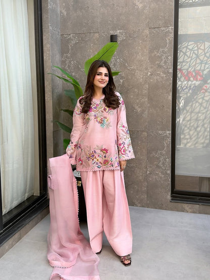 THIS FESTIVAL SEASON, TRY OUR DESIGNER EMBROIDERED FARSI SALWAAR SUIT WITH DUPATTA