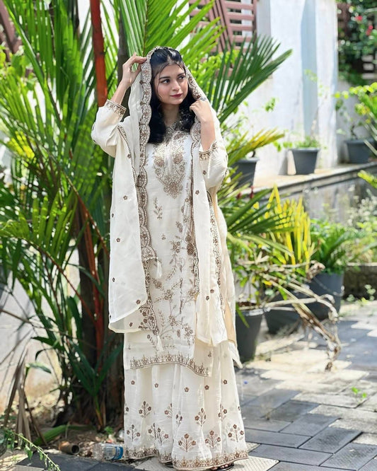 ENHANCE THE BEAUTY OF YOUR WARDROBE WITH THIS NEWLY LAUNCHED KURTI-SHARARA SET