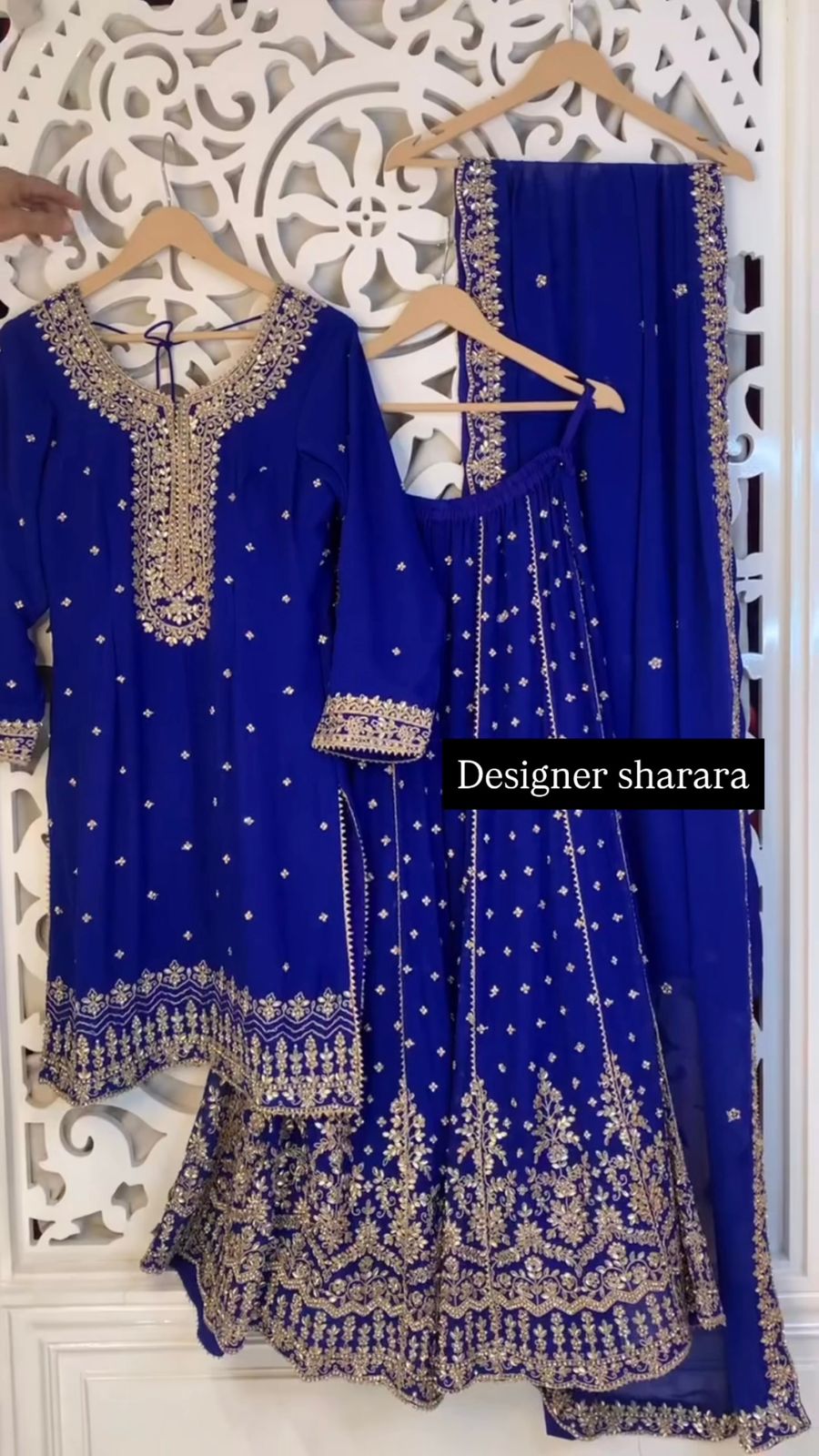 Elegant Ethnic Wear ✨ 🎀 Crafted in Classy Tones with Premium Fabric & Detailing
