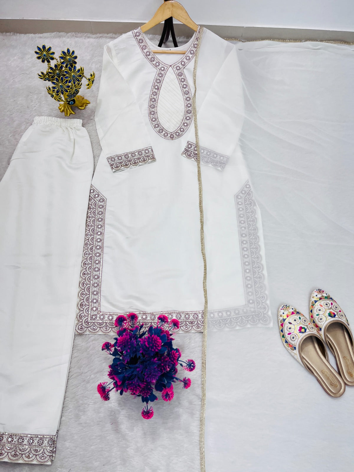 DESIGNER HEAVY EMBROIDERY WORK TOP PENT WITH DUPATTA SET