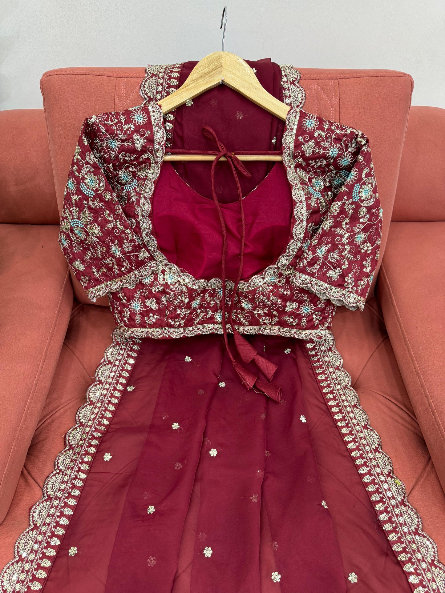Looking some one for this same colour beautiful Designer Saree on Havy Tibby Silk Febric with Thred & Sequnce work and blouse on Mono Benglori Silk Febric with Thred & Sequnce work.