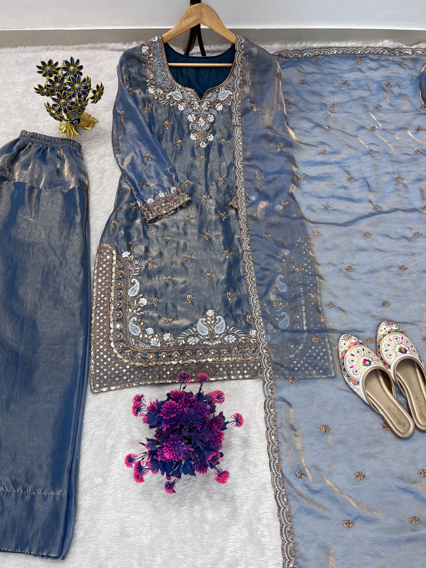 FESTIVAL SEASON LUNCH NEW DESIGNER HEAVY EMBROIDERY SEQUENCE WORK ON FENDY FABRIC TOP FARSHI PLAZZO AND DUPATTA SET