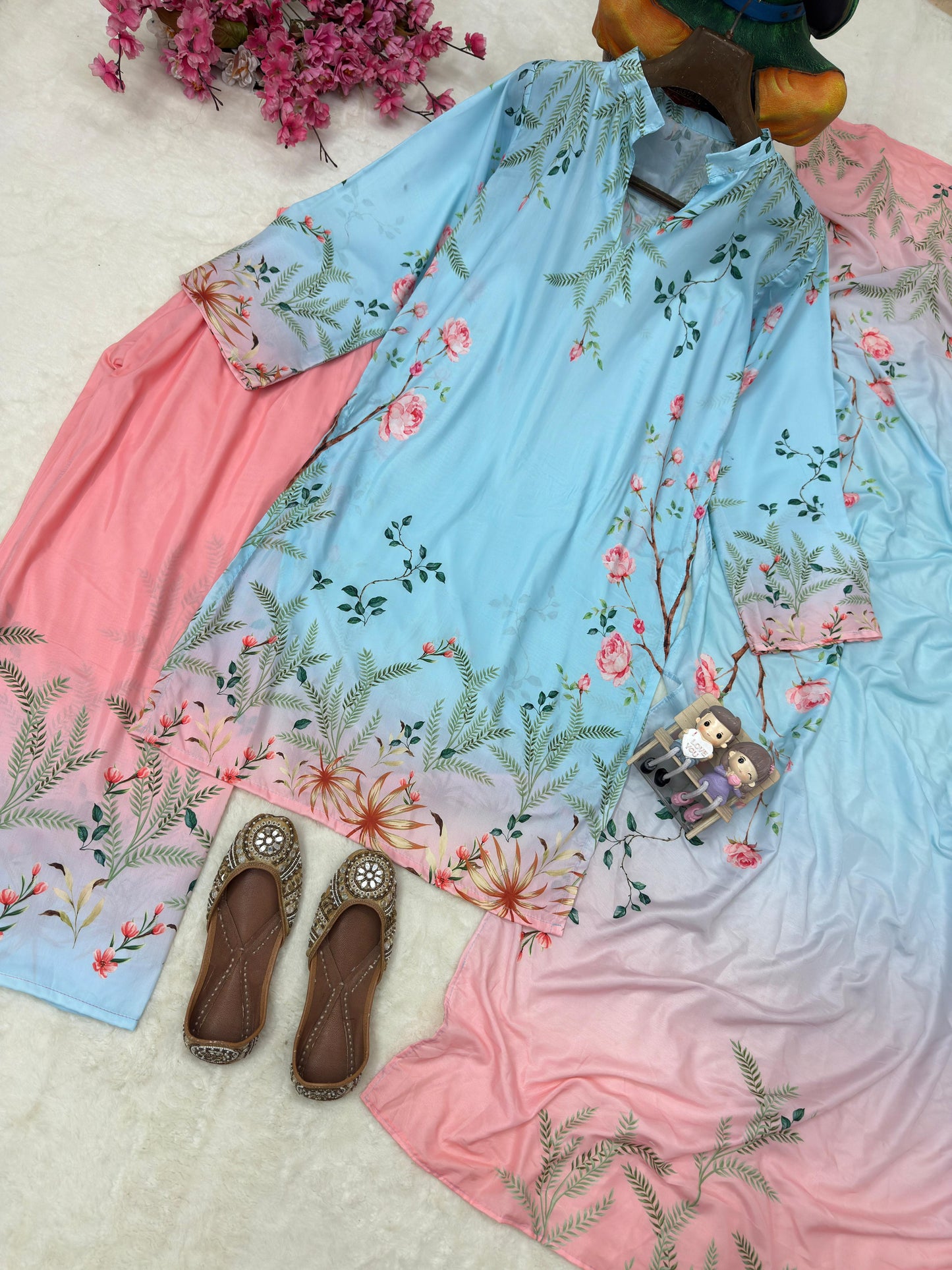 ENHANCE THE BEAUTY OF YOUR WARDROBE WITH THIS NEWLY LAUNCHED 3 PIECE CORDSET