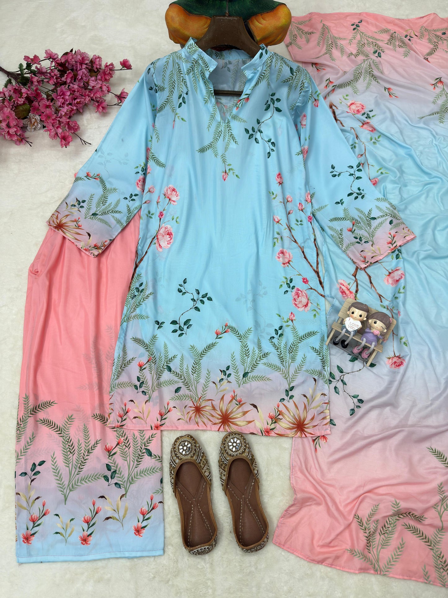 ENHANCE THE BEAUTY OF YOUR WARDROBE WITH THIS NEWLY LAUNCHED 3 PIECE CORDSET