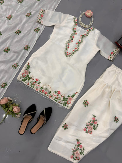 Designer Farshi Plazo Set – Elegant Ethnic Wear ✨ 🎀 Crafted in Classy Tones with Premium Fabric & Detailing