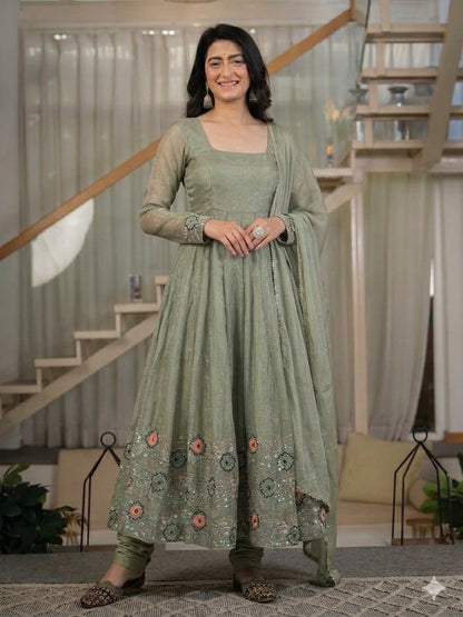 Anarkali Suit In New Fancy Style