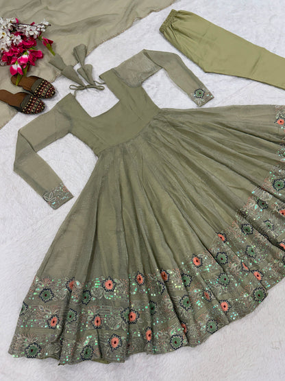 Anarkali Suit In New Fancy Style