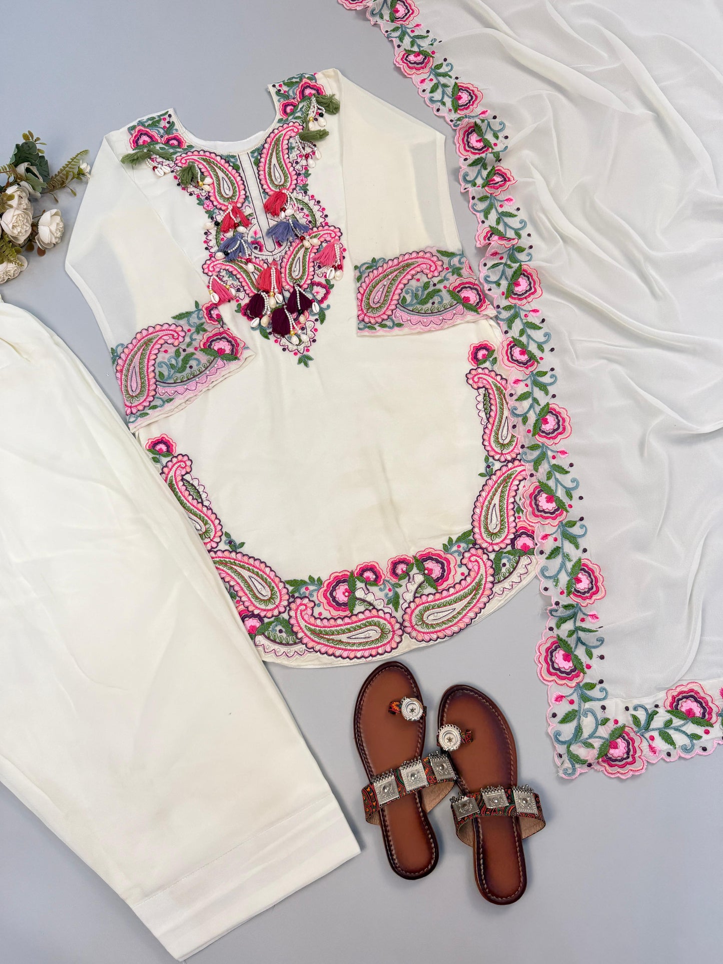 Women’s Ethnic Wear